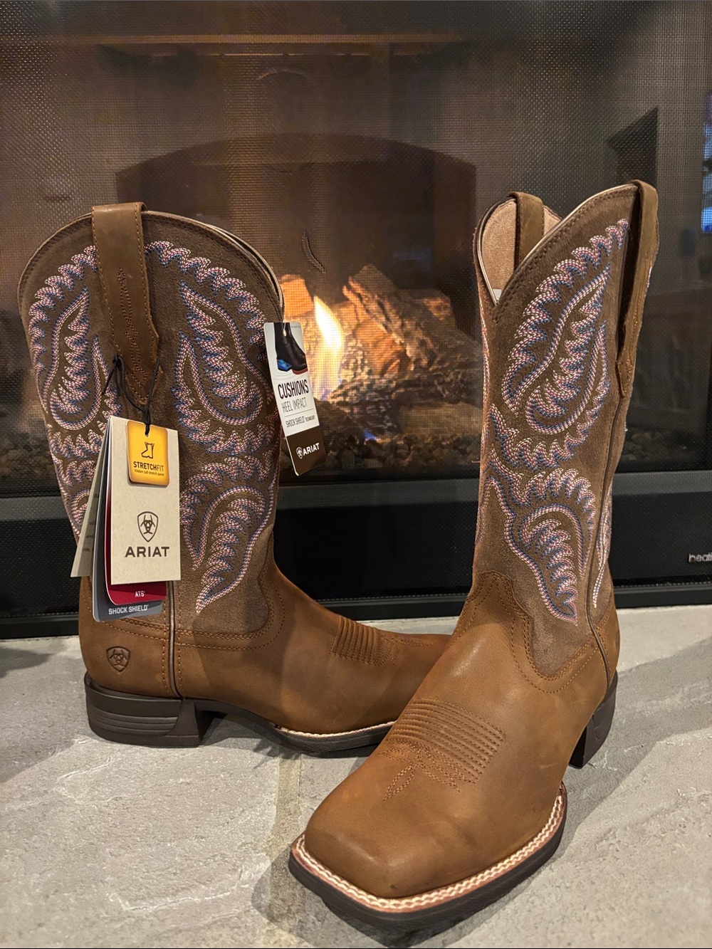 Ariat Cattle Caite Distressed Brown/Adobe Clay,genuine leather,stitching,Western